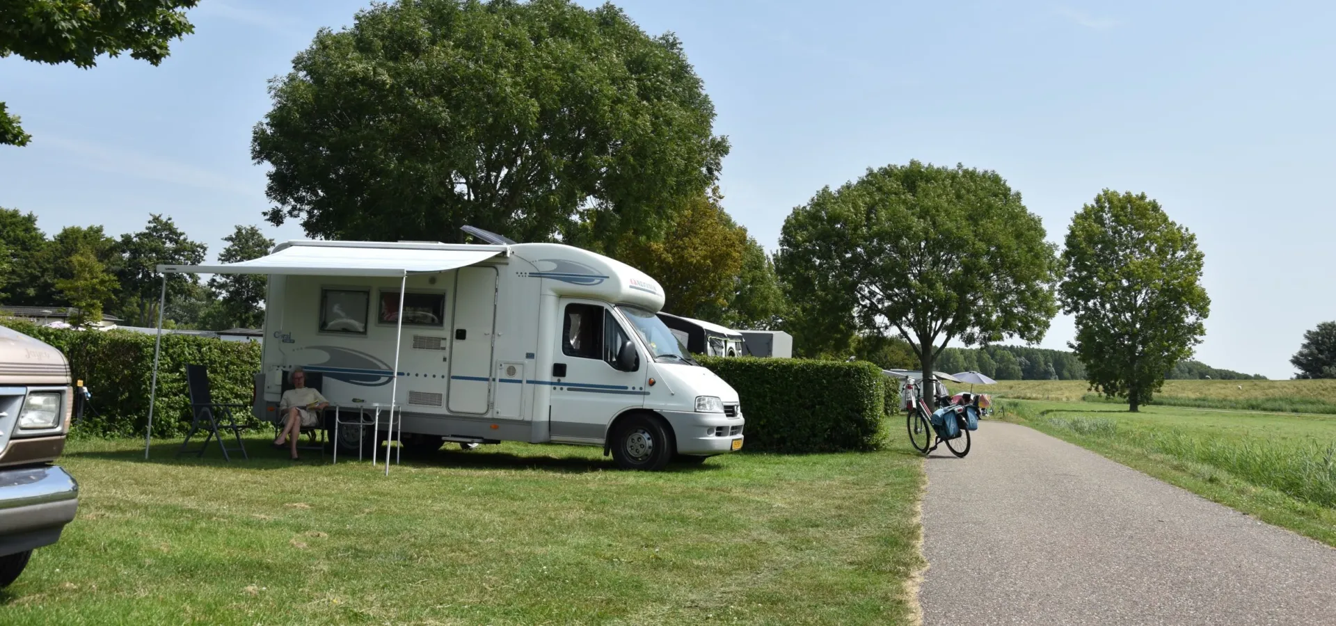 Camping Brielle pitch Spronsen outer edge 14