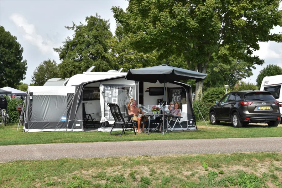 Camping Brielle kampeerplaats Spronsen buitenrand 36