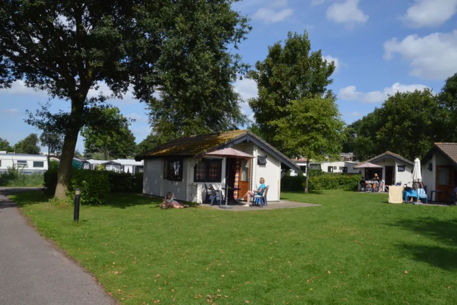 Campsite Brielle cottage with dog 2